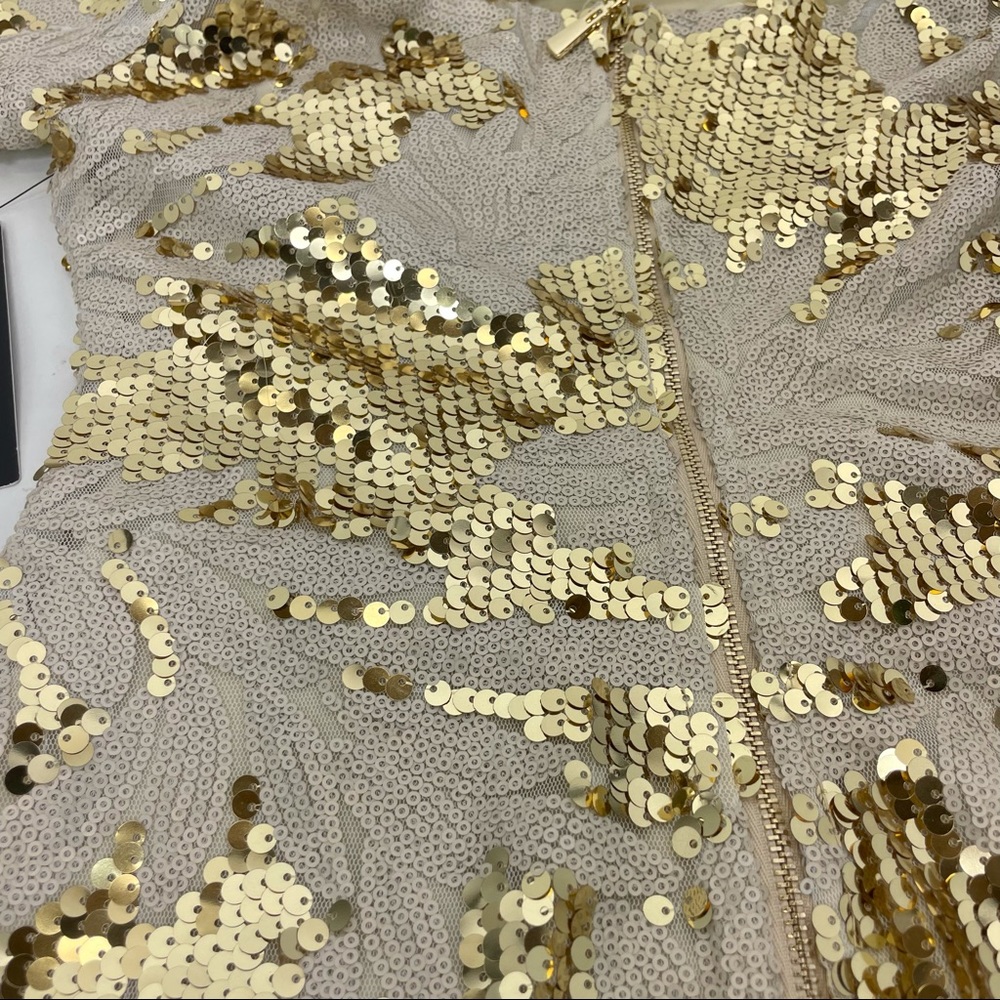 NWT Lulu’s Dress with Sequins Nude & Gold Small - Picture 12 of 12